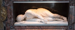 BASILICA OF ST CECILIA IN ROME, TRUE LIKENESS OF CECILIA IN TOMB, MADERNO