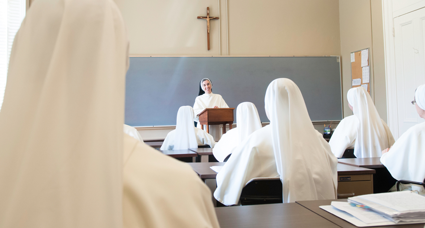 nashville dominicans; st cecilia congregation; dominican sisters; novices